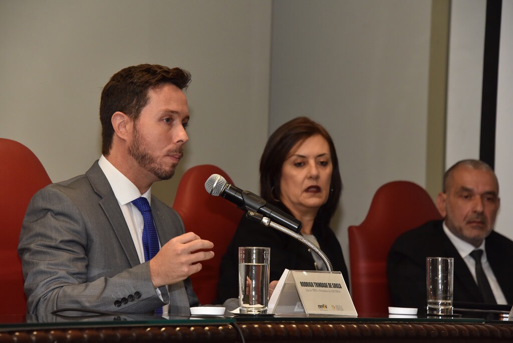 Lançamento da Frente em Defesa da Dignidade no Trabalho