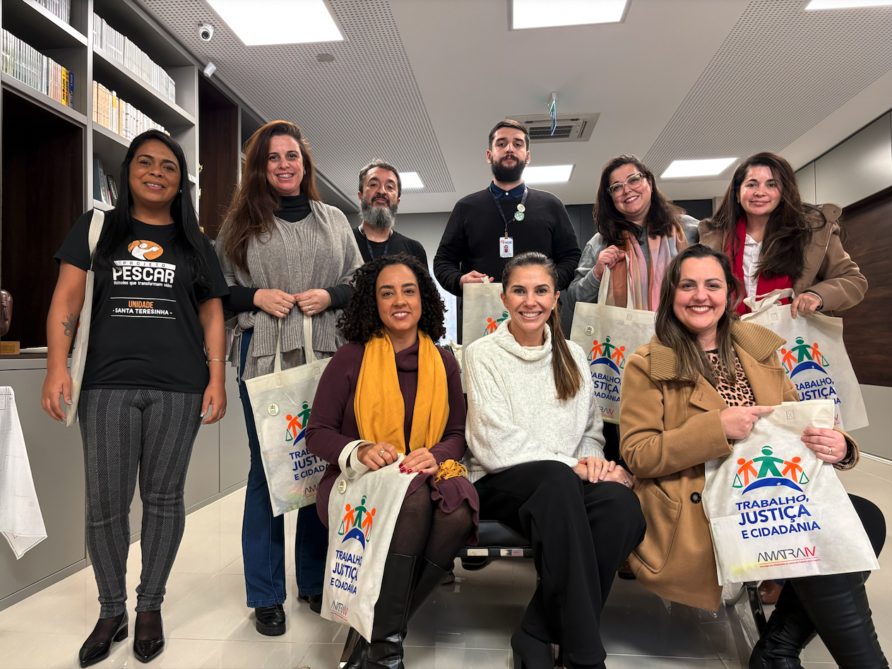 Educadores se preparam para atividades sobre cidadania e trabalho no Projeto Pescar
