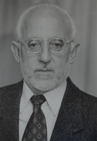 Paulo Orval Particheli Rodrigues (1986/1988)