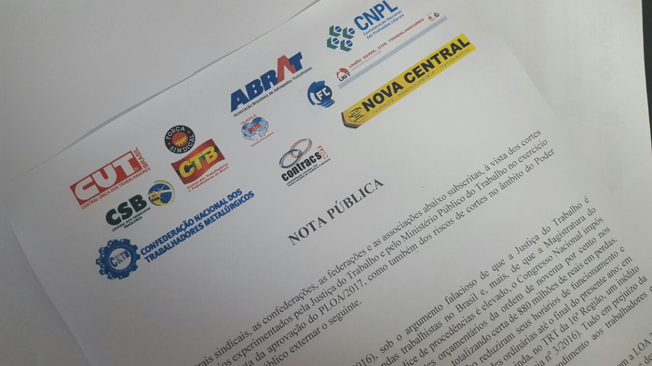 Centrais sindicais e entidades divulgam nota pública em defesa da Justiça do Trabalho