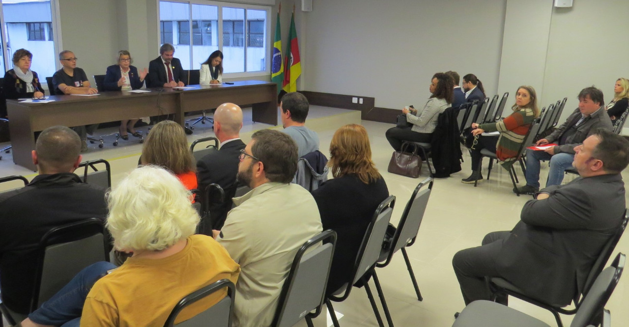 Proposta de extinção da Justiça do Trabalho é pauta de encontro do Fidejust