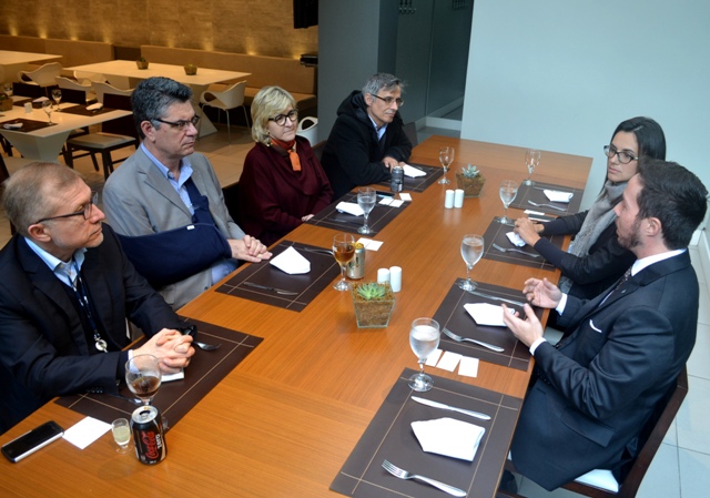 Diretoria da Associação esteve reunida com representantes da RBS nesta quinta-feira, 30/6